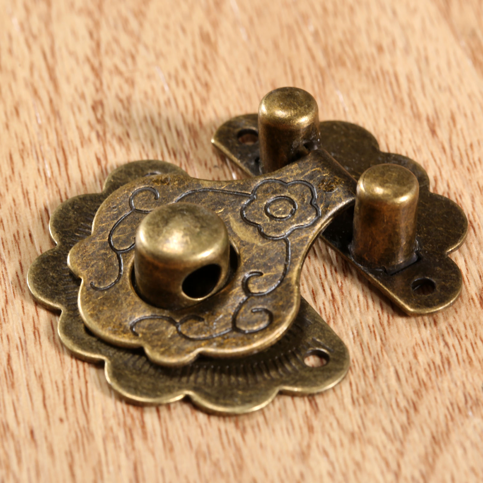 Antique Brass Hook - Antique Bronze Hasps ล็อคตกแต่งเครื่องประดับกล่องไม้กุญแจ Retro กระเป๋าเดินทาง